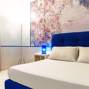 Camera con letto king size